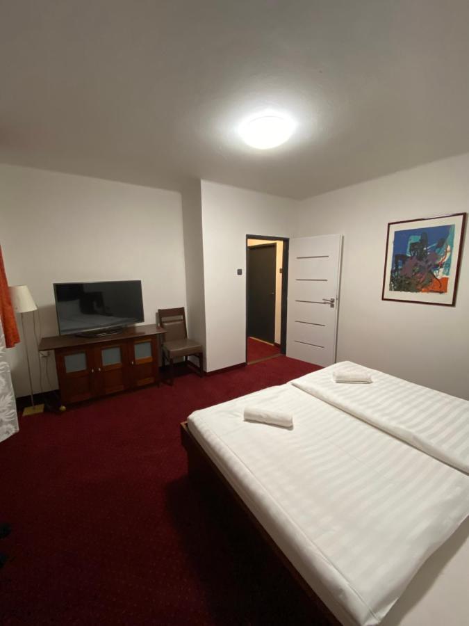 Hotel Houstka Brandýs nad Labem-Stará Boleslav Exterior photo