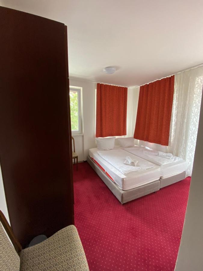 Hotel Houstka Brandýs nad Labem-Stará Boleslav Exterior photo